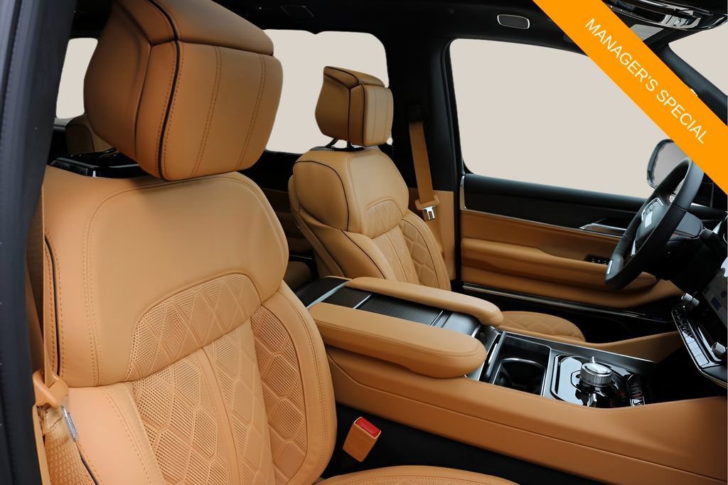 New 2026 Jeep Grand Wagoneer Summit AWD/4WD image 23