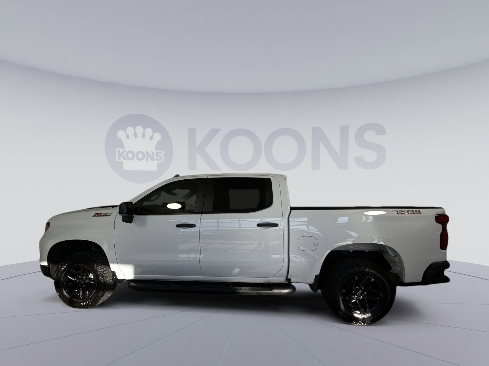 Used 2024 Chevrolet Silverado 1500 Custom Trail Boss image 2