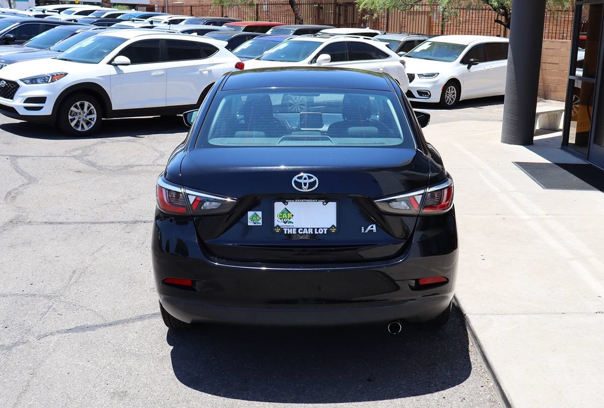 Used 2018 Toyota Yaris iA FWD image 10