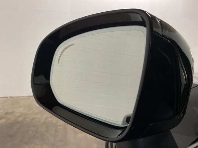 Used 2025 Volvo XC60 B5 Plus image 88