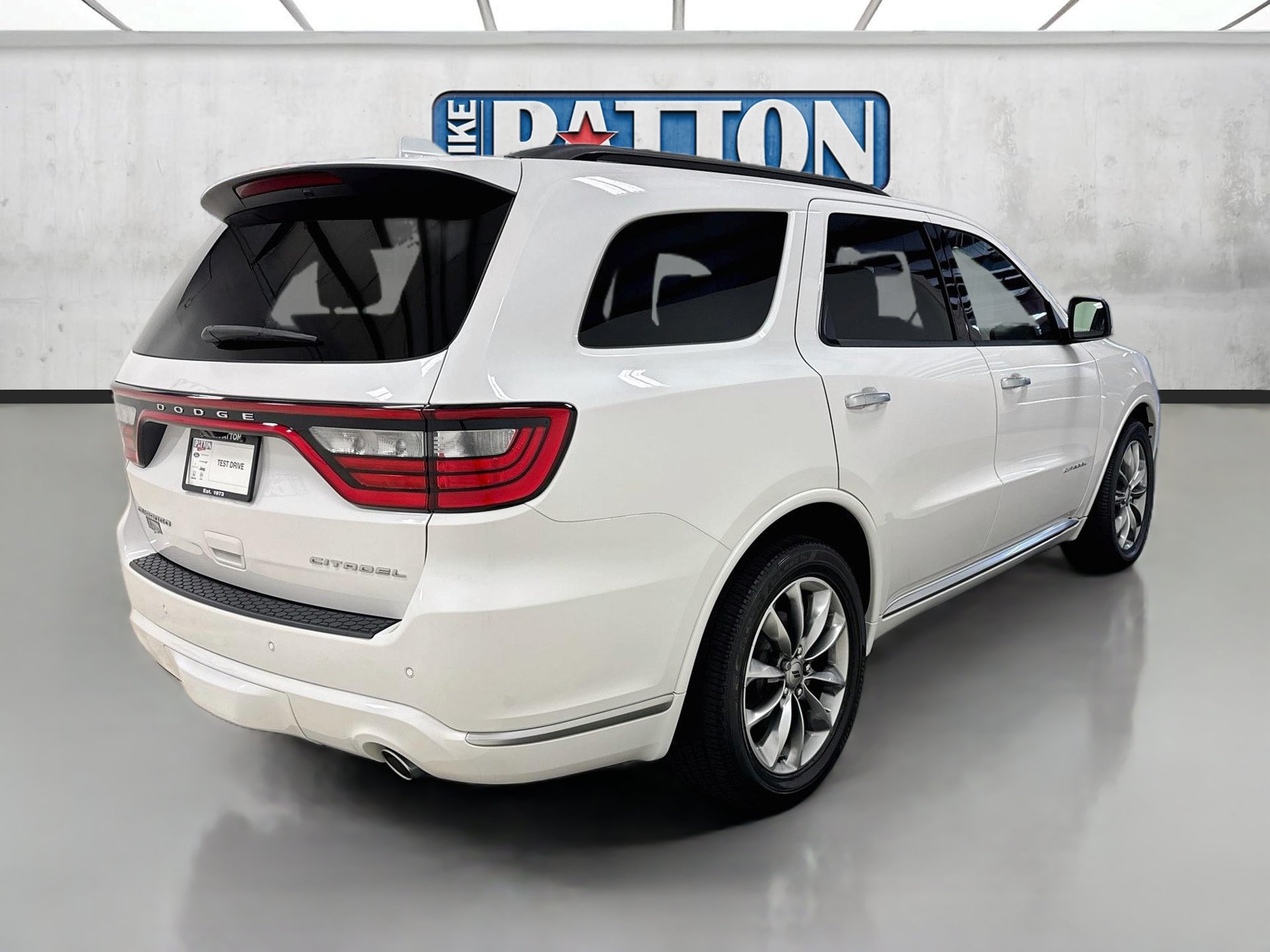 Used 2021 Dodge Durango Citadel w/ Premium Entertainment Group RWD image 7