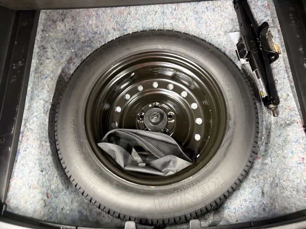 Used 2018 Honda CR-V EX image 24