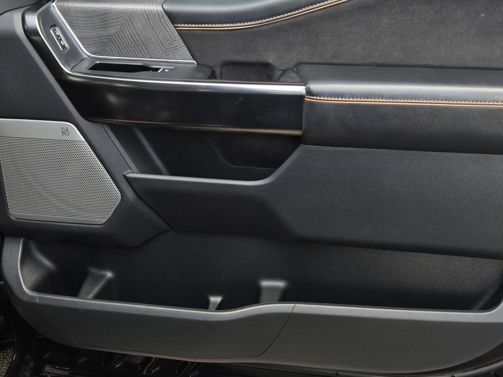 Used 2023 Ford F150 Platinum image 8