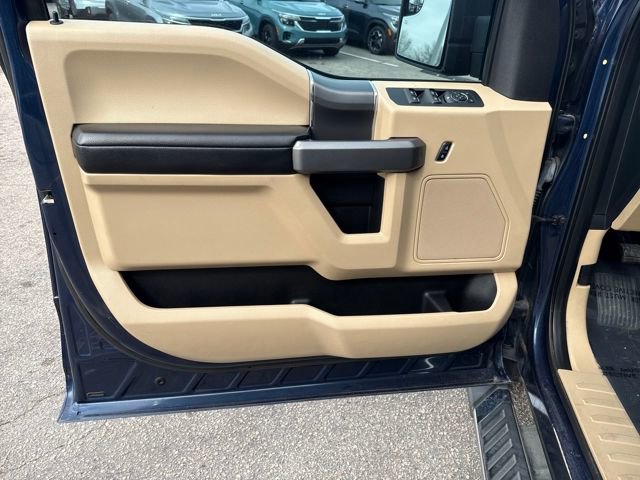 Used 2015 Ford F150 XLT w/ Equipment Group 302A Luxury image 20