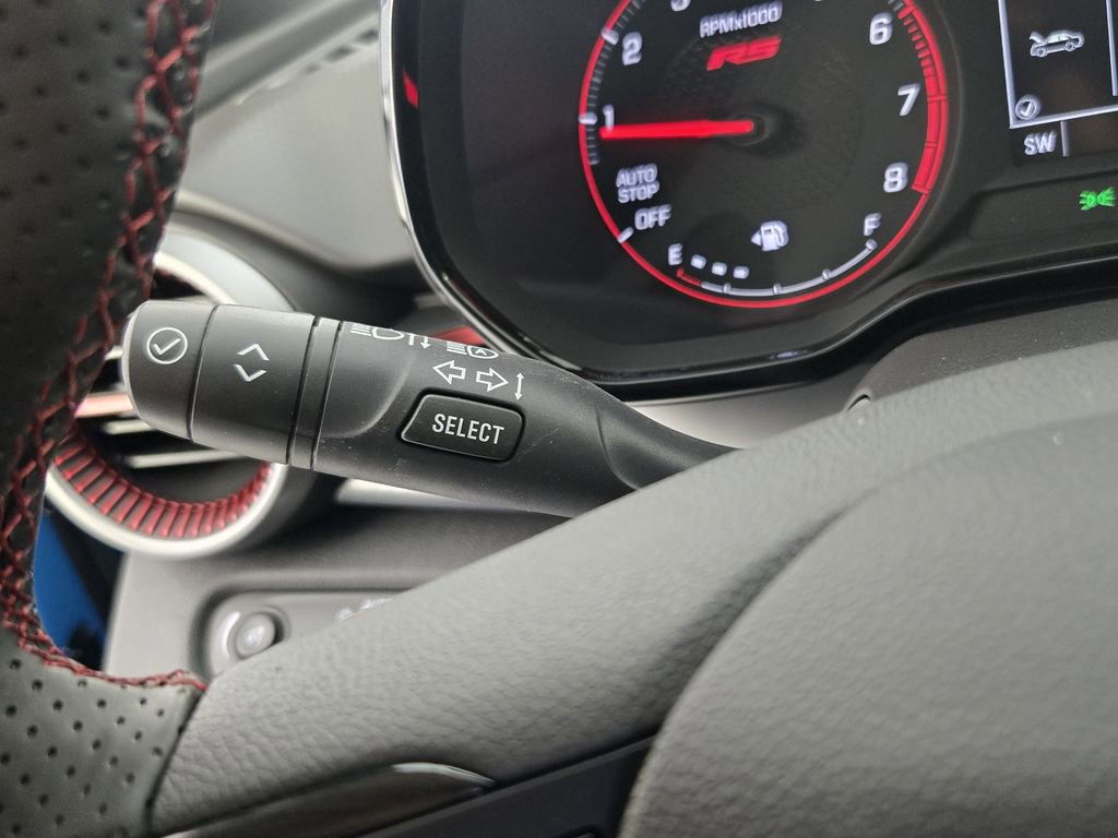 New 2026 Chevrolet Trax RS w/ Sunroof Package image 31