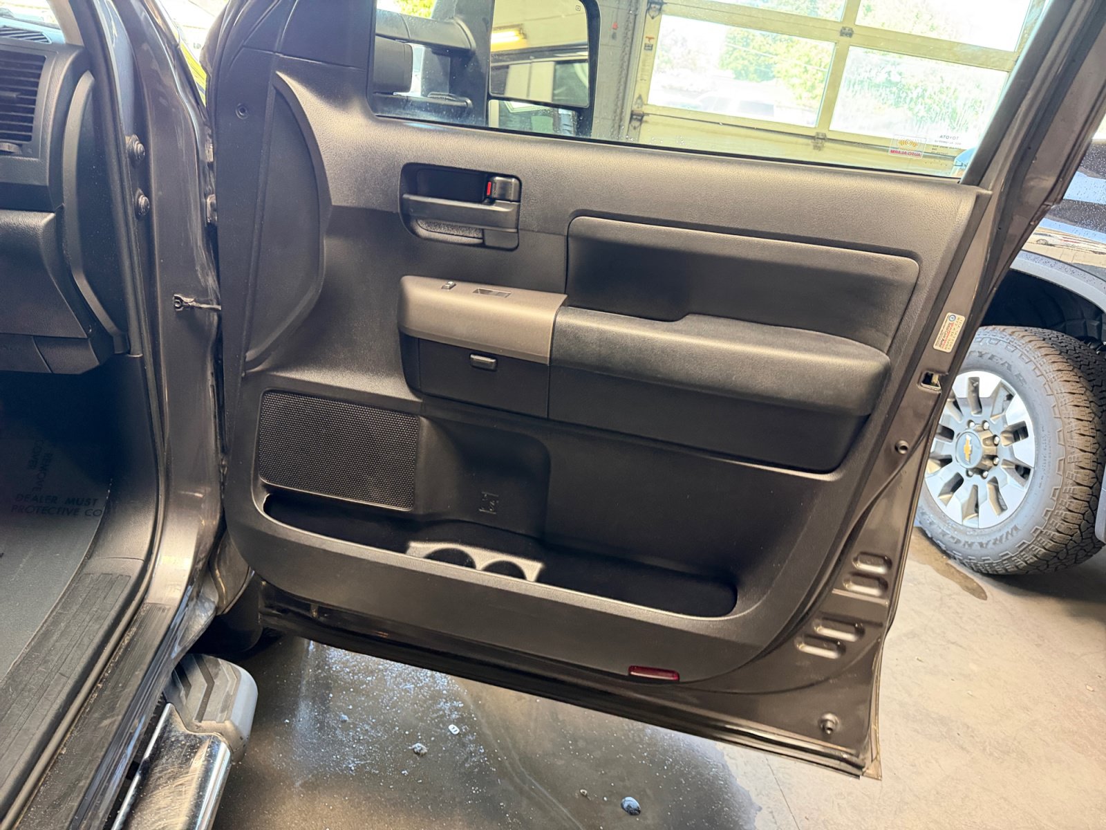 Used 2012 Toyota Tundra 4x4 CrewMax w/ TRD Off-Road Pkg image 16