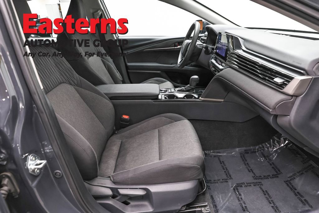 Used 2025 Toyota Camry LE FWD image 24