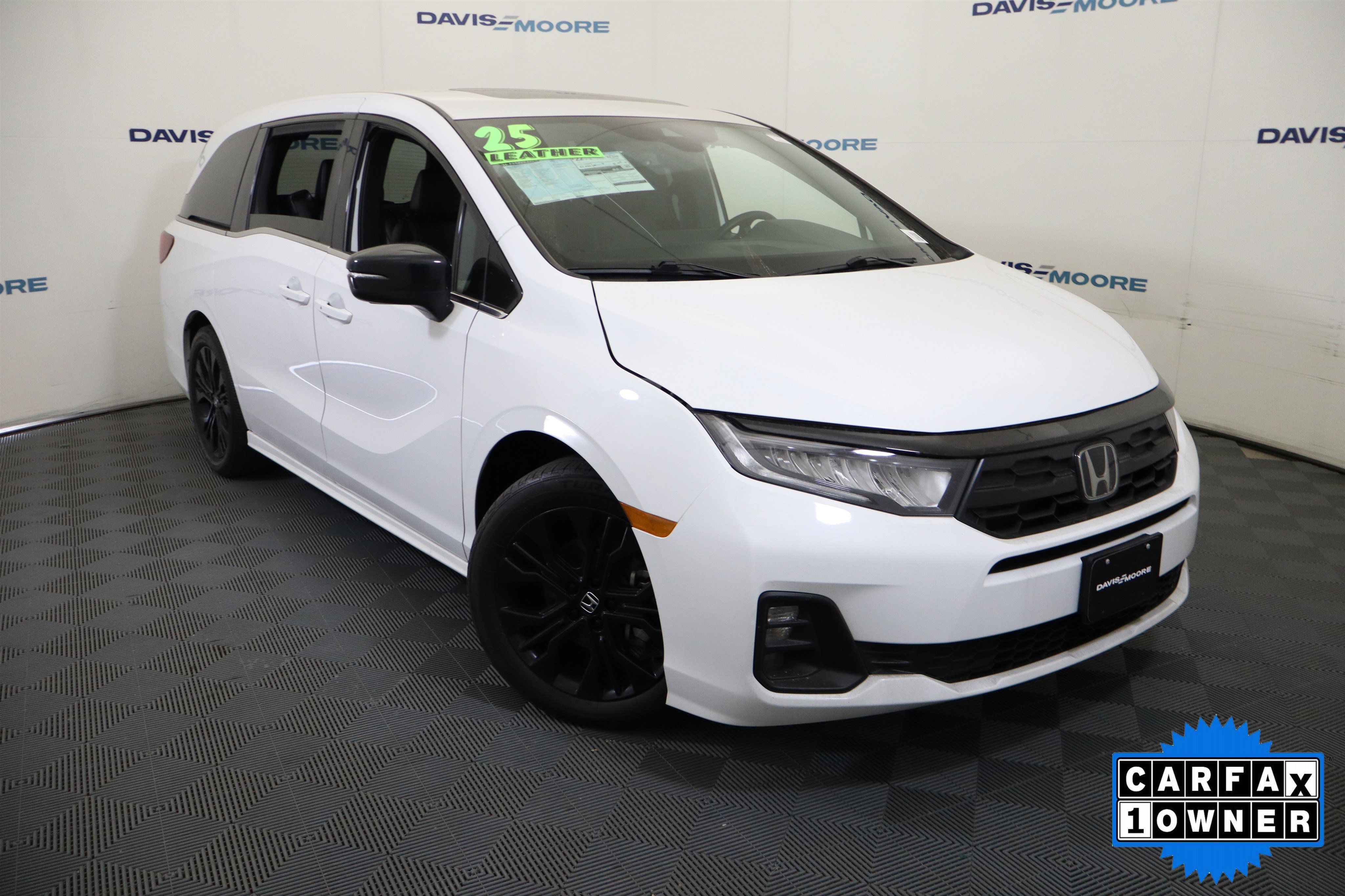 Used 2025 Honda Odyssey Sport-L image 2