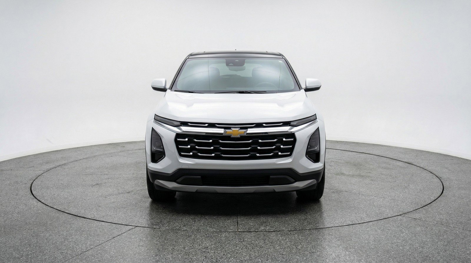 Used 2025 Chevrolet Equinox LT FWD image 2