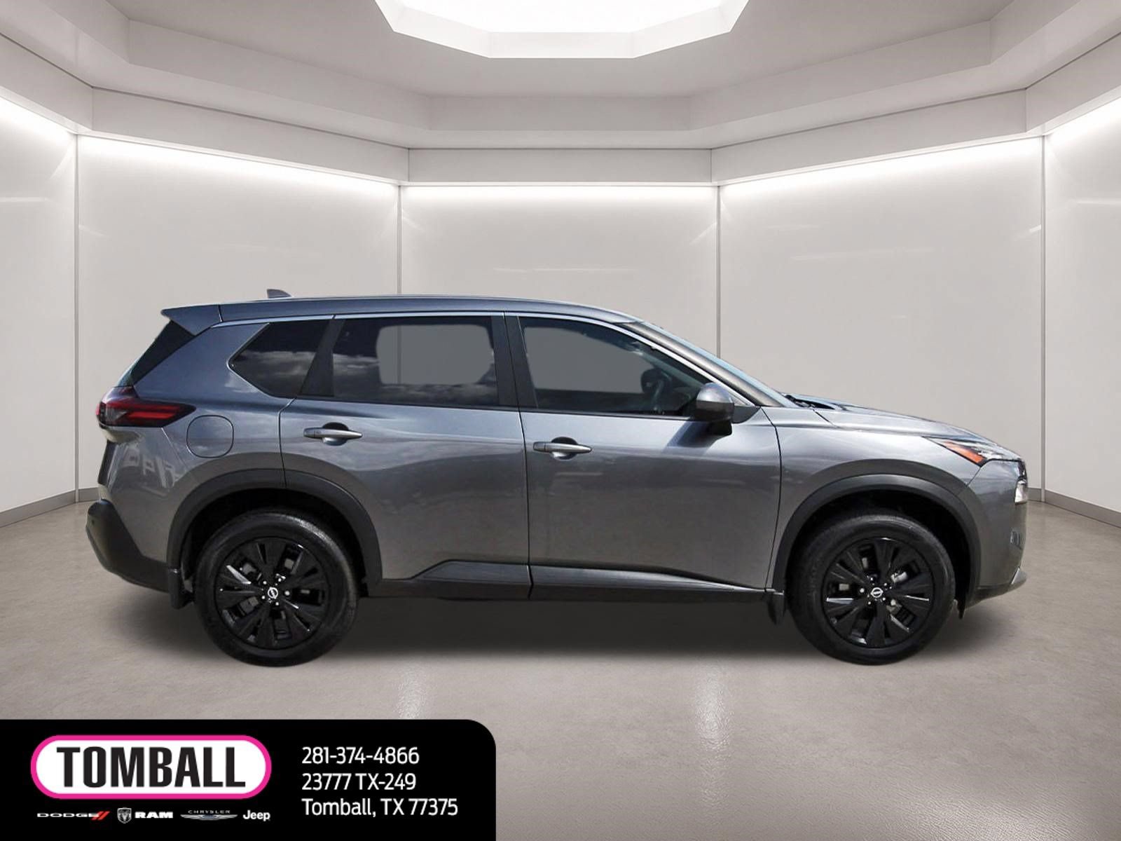 Used 2023 Nissan Rogue SV FWD image 8