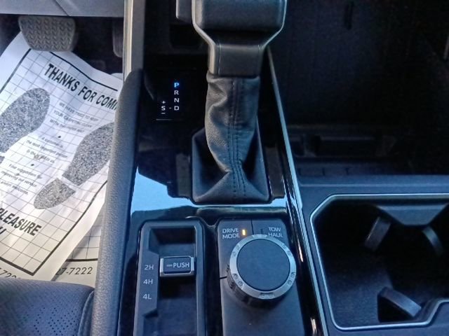 Used 2025 Toyota Tundra Limited image 26