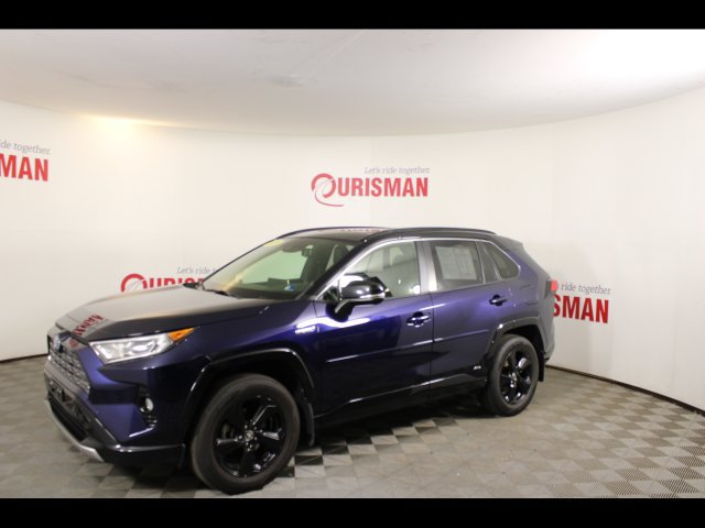 Used 2019 Toyota RAV4 XSE w/ Carpet Mat Package AWD/4WD image 3