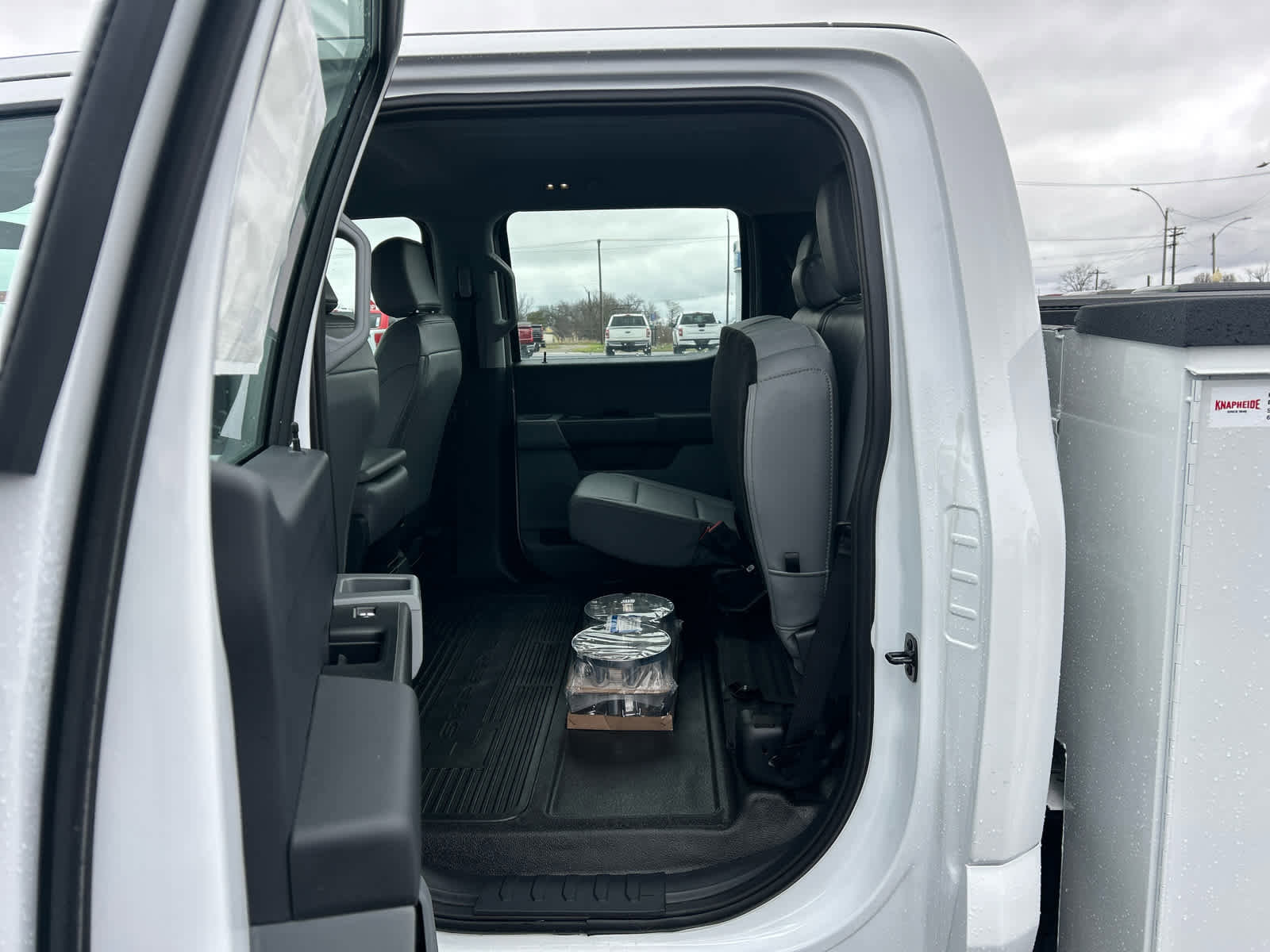 New 2026 Ford F250 XL w/ XL Chrome Package image 7