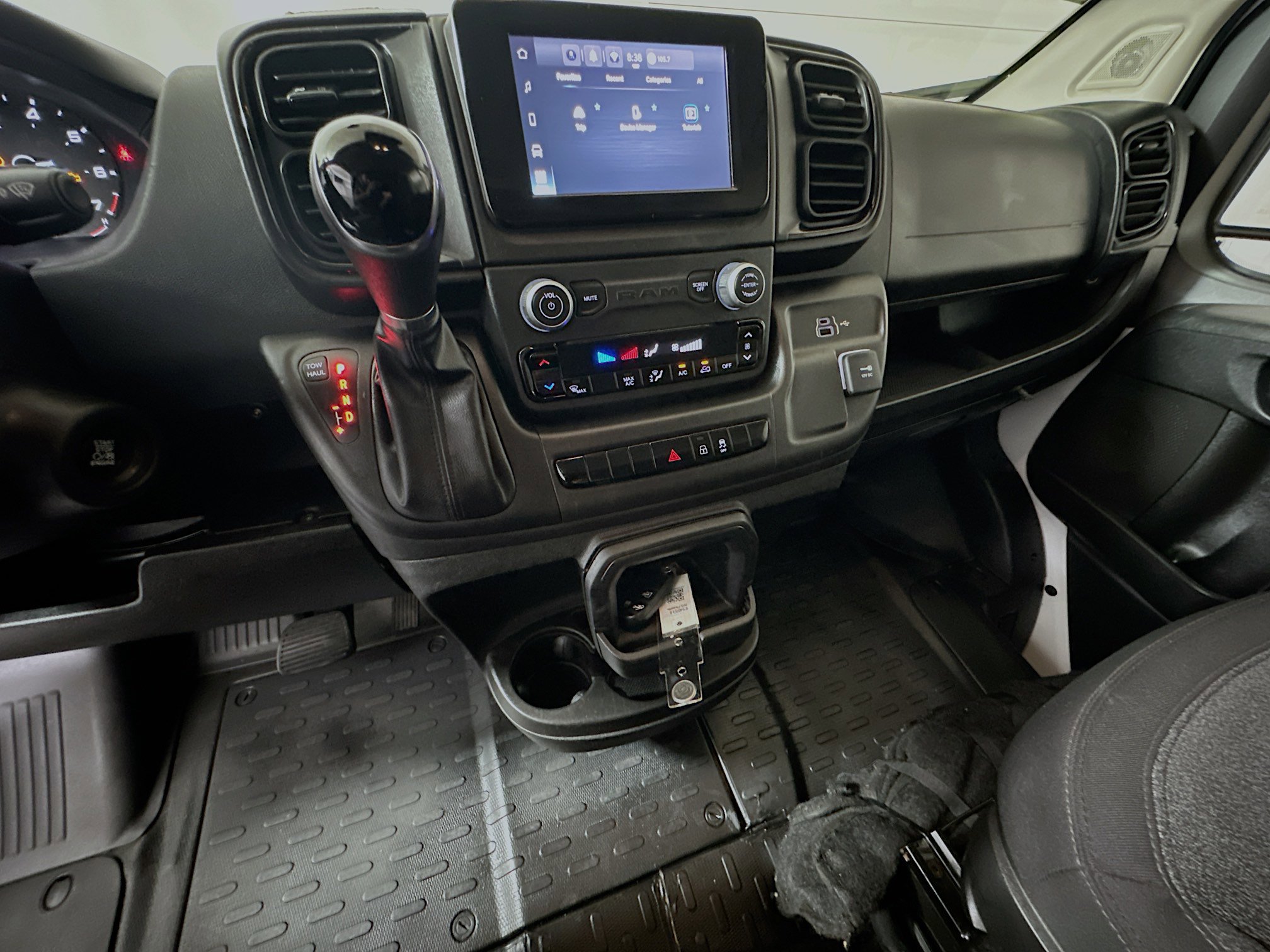 Used 2023 RAM ProMaster 2500 FWD image 21
