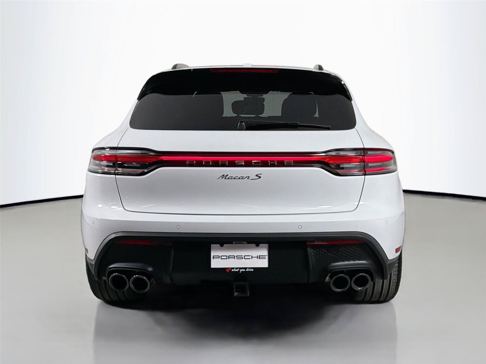 Certified 2025 Porsche Macan S AWD/4WD image 6