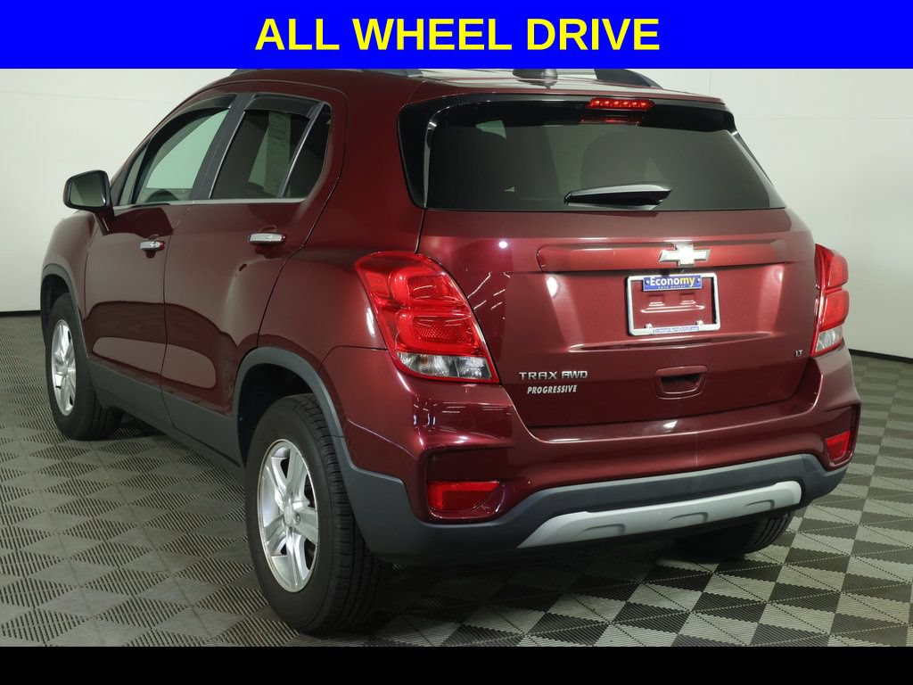 Used 2017 Chevrolet Trax LT w/ LT Convenience Package AWD/4WD image 4