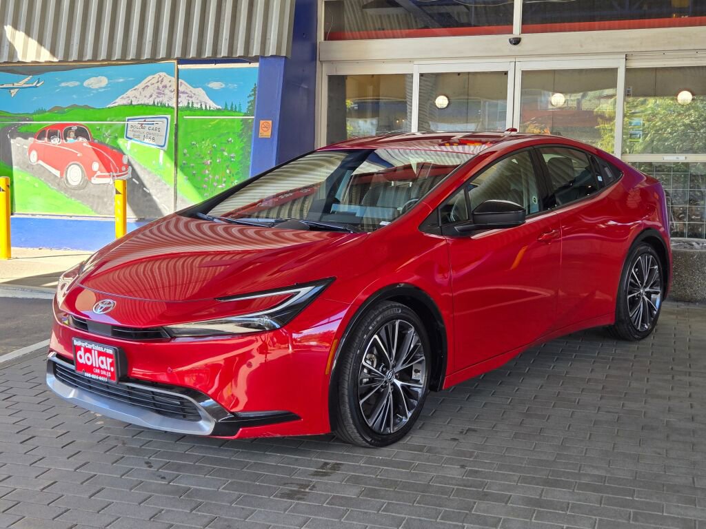 Used 2023 Toyota Prius XLE