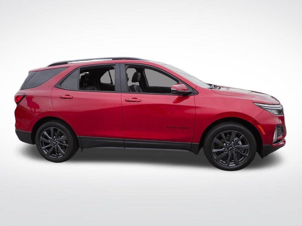 Used 2023 Chevrolet Equinox RS w/ RS Leather Package FWD image 8