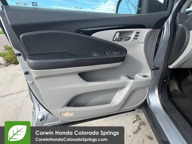 Used 2016 Honda Pilot Elite image 23