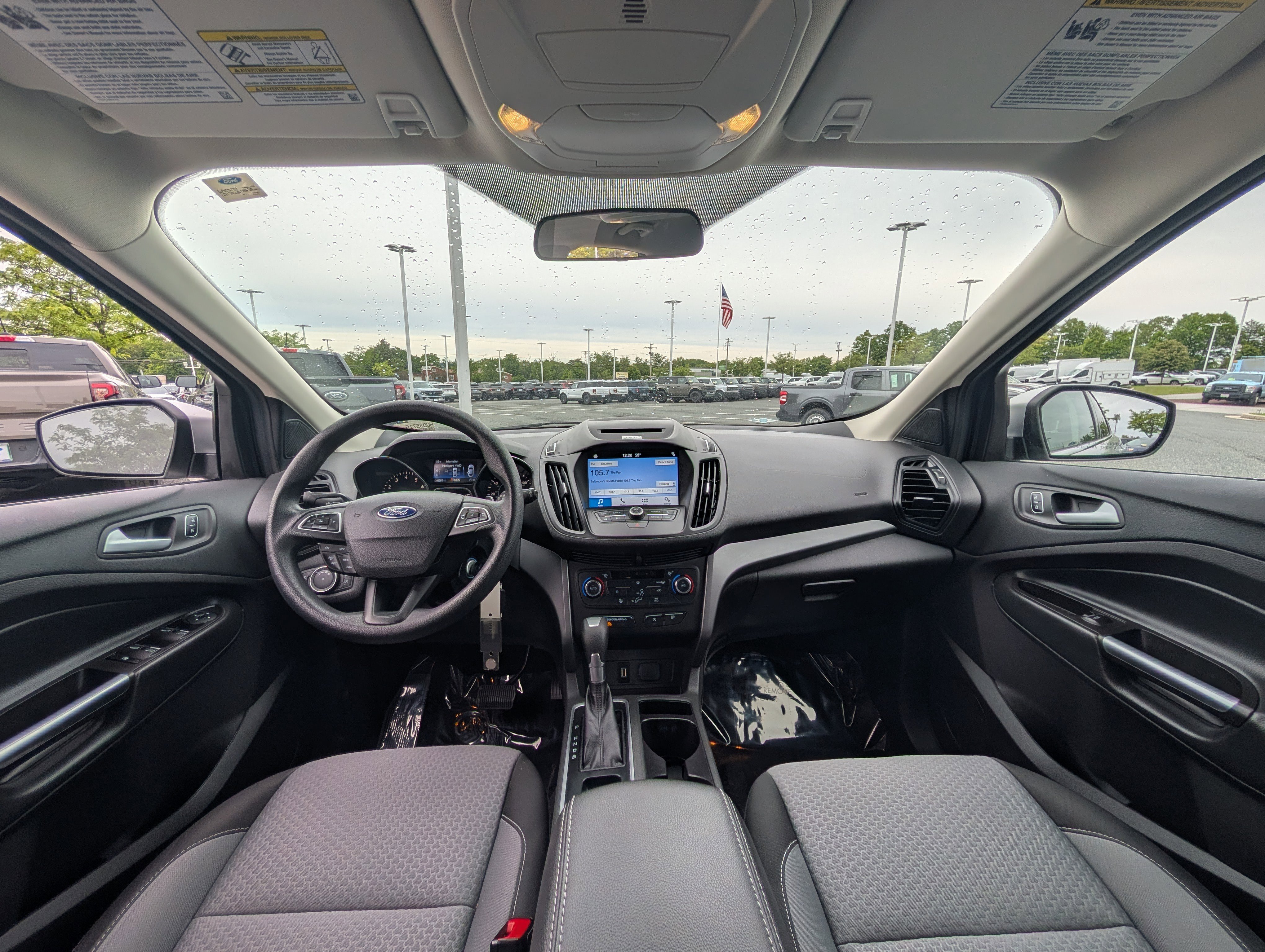 Used 2017 Ford Escape SE w/ Equipment Group 201A AWD/4WD image 16