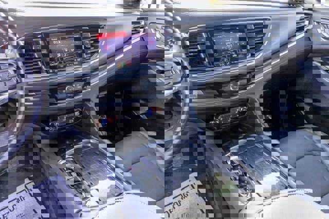 Used 2024 Buick Enclave Premium image 20