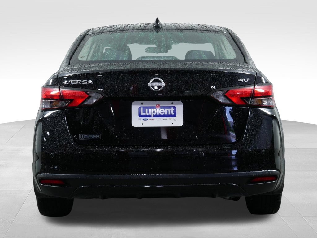 Used 2024 Nissan Versa SV w/ Trunk Package FWD image 9