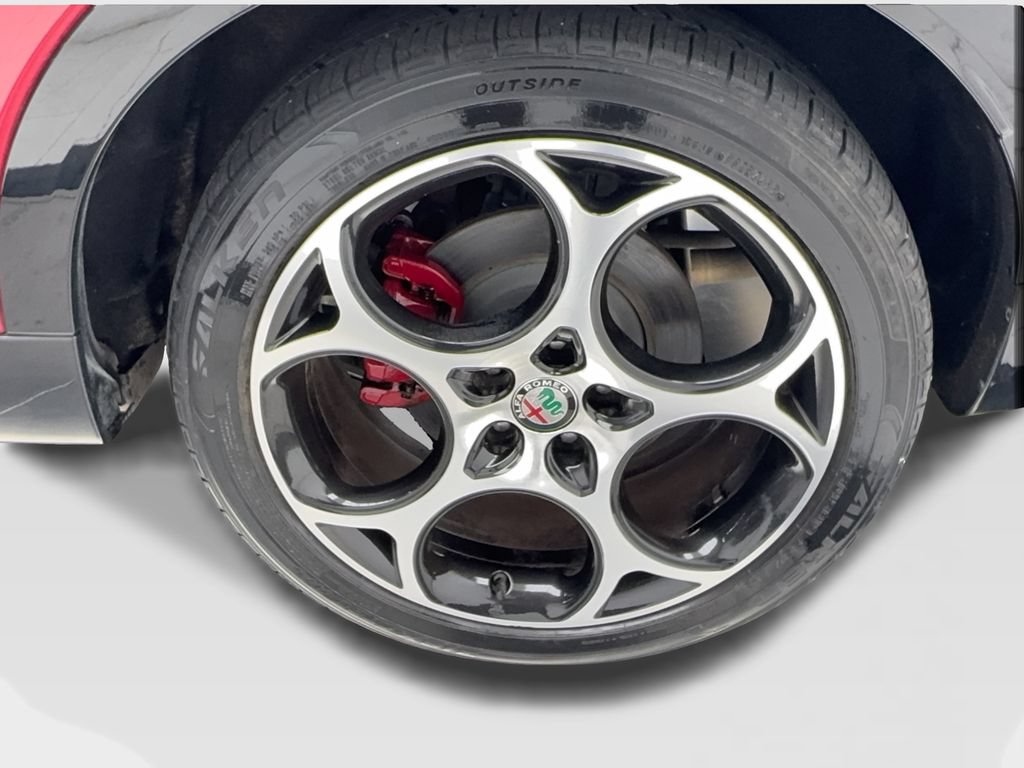 Used 2024 Alfa Romeo Tonale Ti AWD/4WD image 12