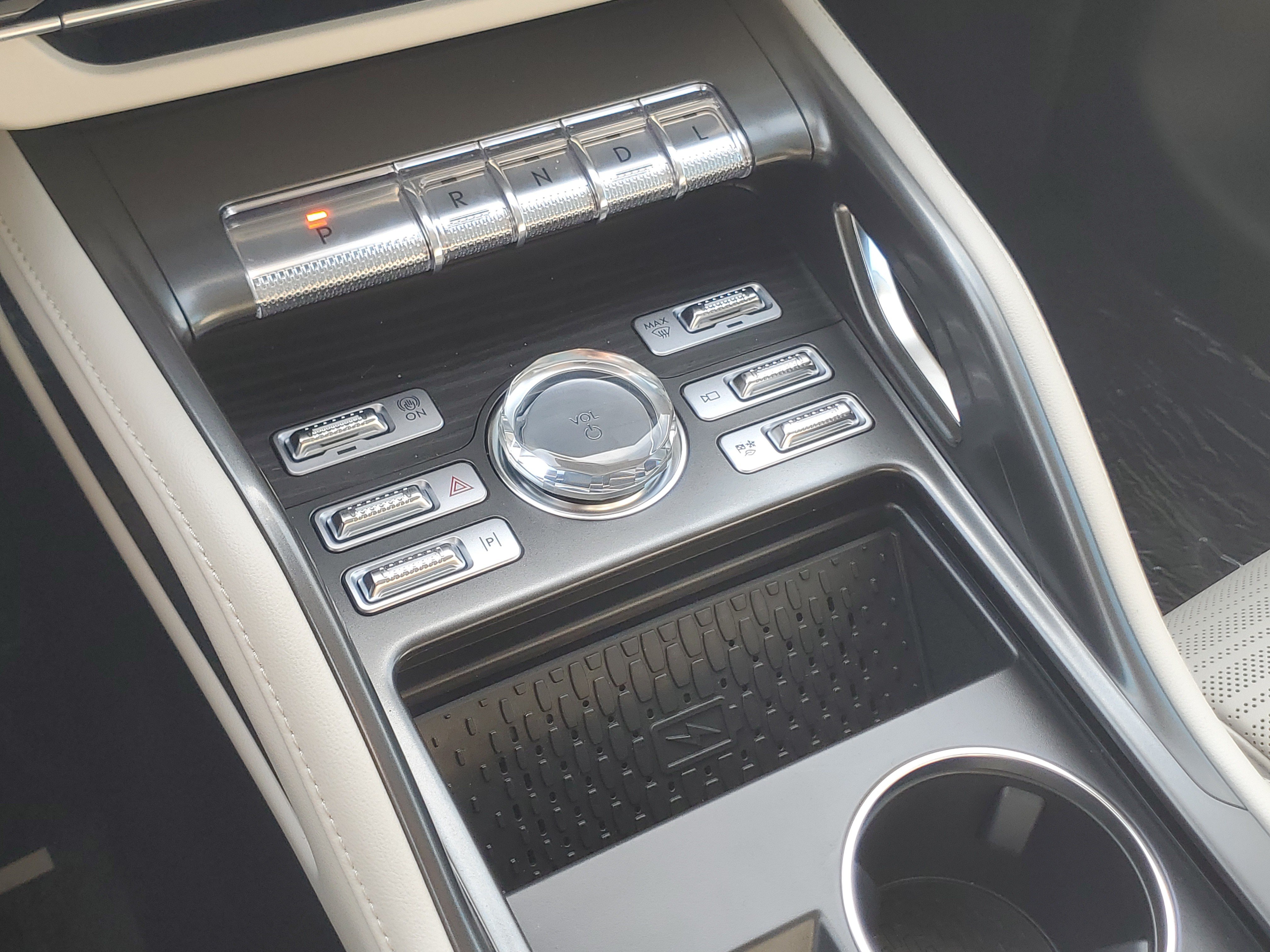 New 2026 Lincoln Nautilus Reserve AWD/4WD image 26