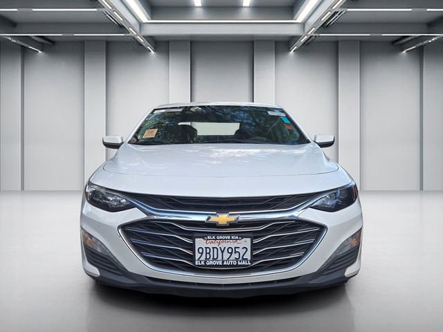 Used 2022 Chevrolet Malibu LT FWD image 2