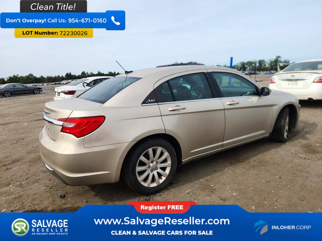 Used 2014 Chrysler 200 Touring FWD image 4