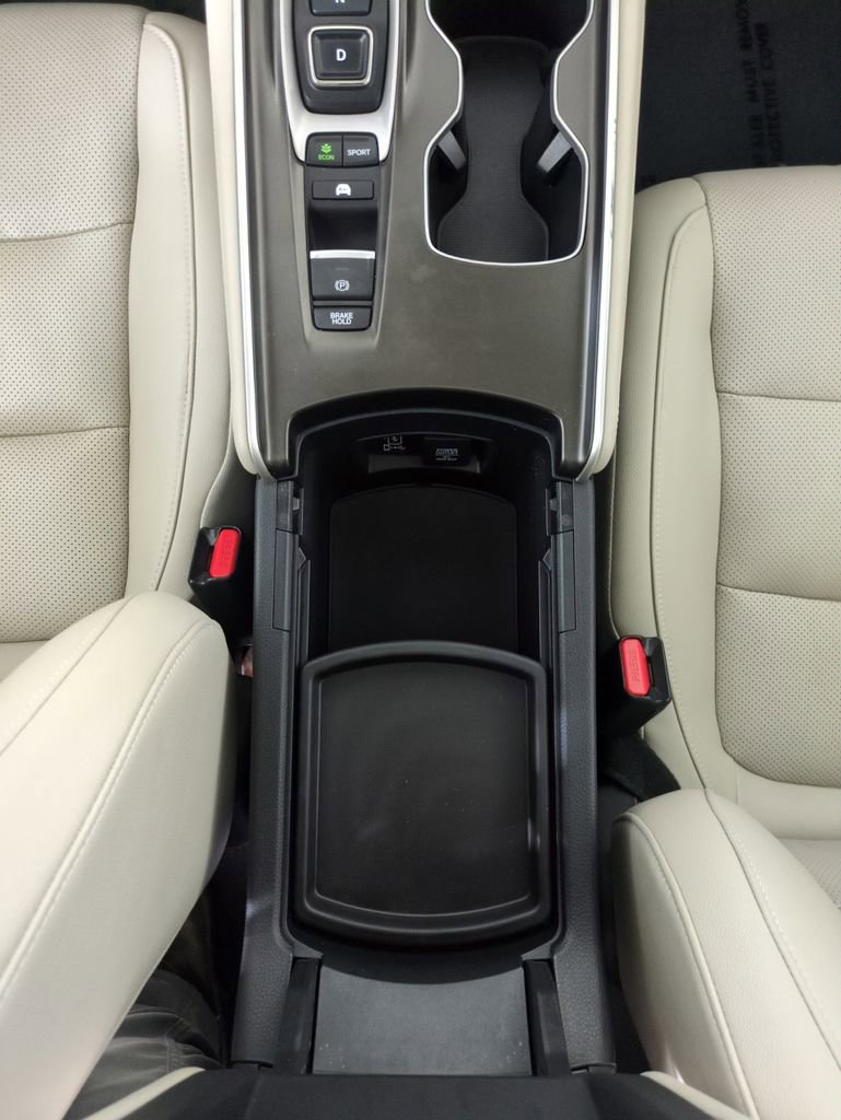 Used 2020 Honda Accord Touring image 25