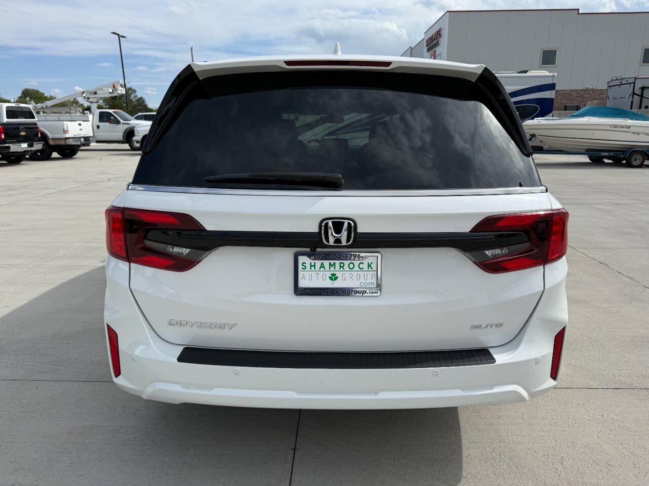 Used 2026 Honda Odyssey Elite image 4