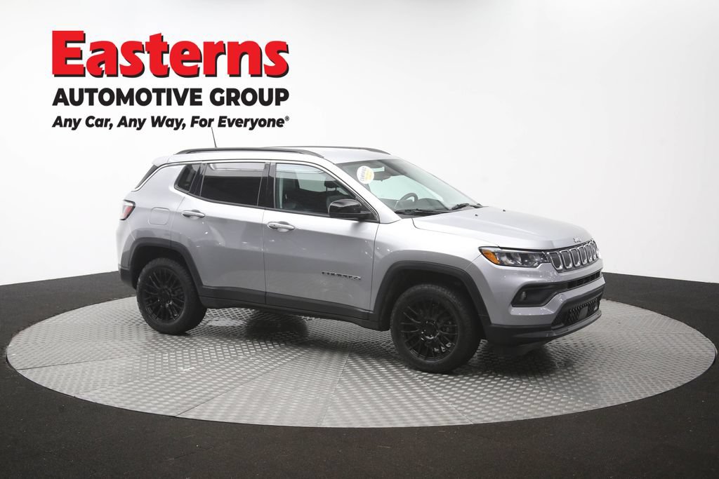 Used 2022 Jeep Compass Latitude AWD/4WD image 46