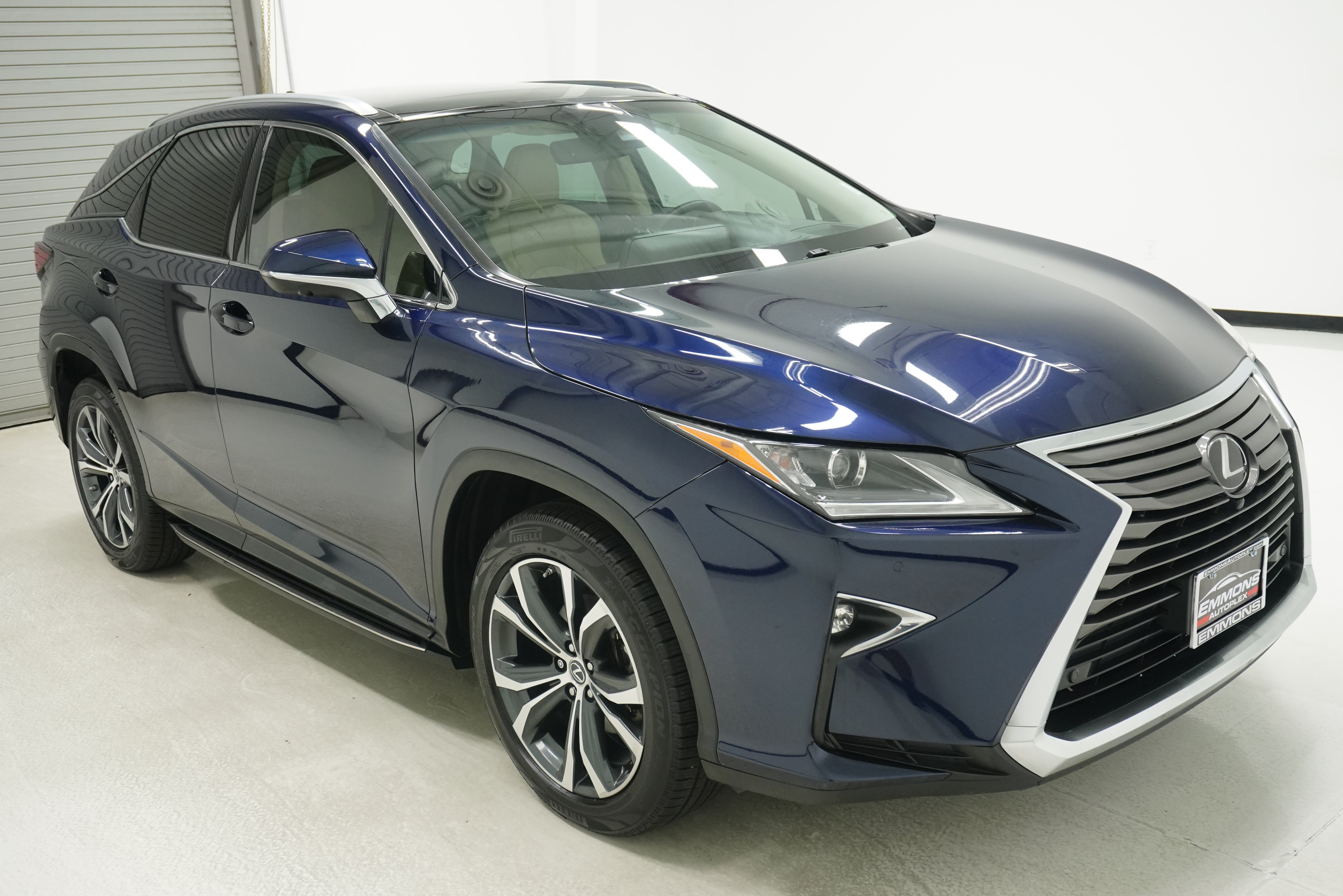 Used 2018 Lexus RX 350 FWD w/ Premium Package image 3