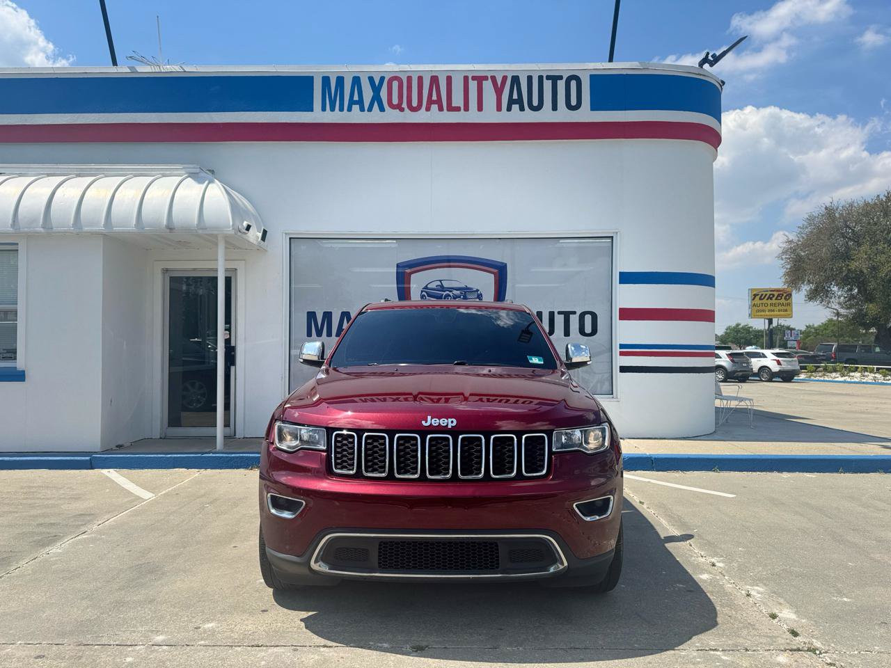 Used 2020 Jeep Grand Cherokee Limited AWD/4WD image 6