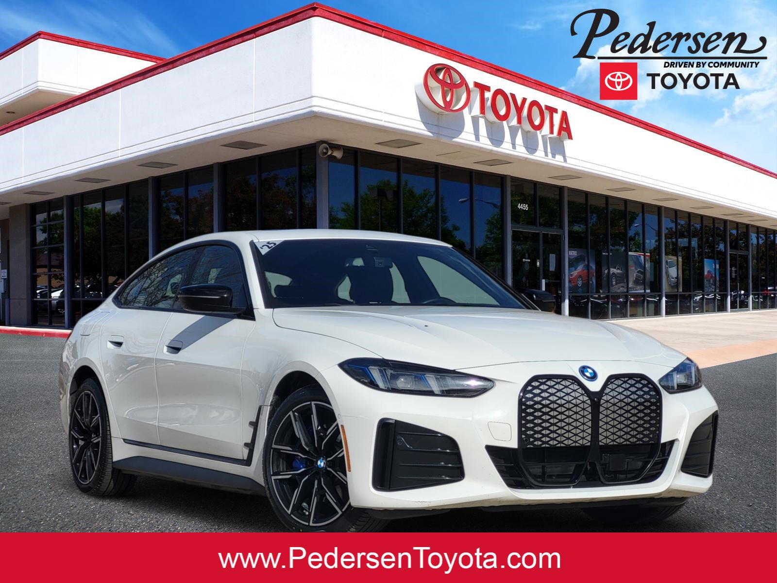 Used 2025 BMW i4 xDrive40i w/ M Sport Package image 1