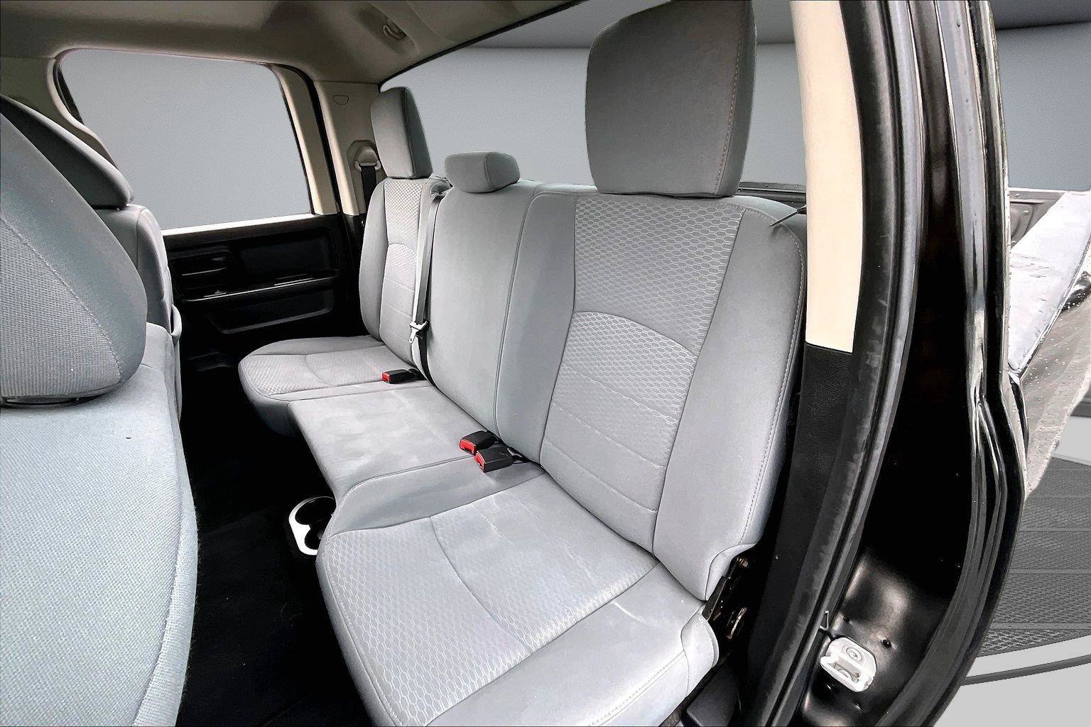 Used 2013 RAM 1500 Express AWD/4WD image 21