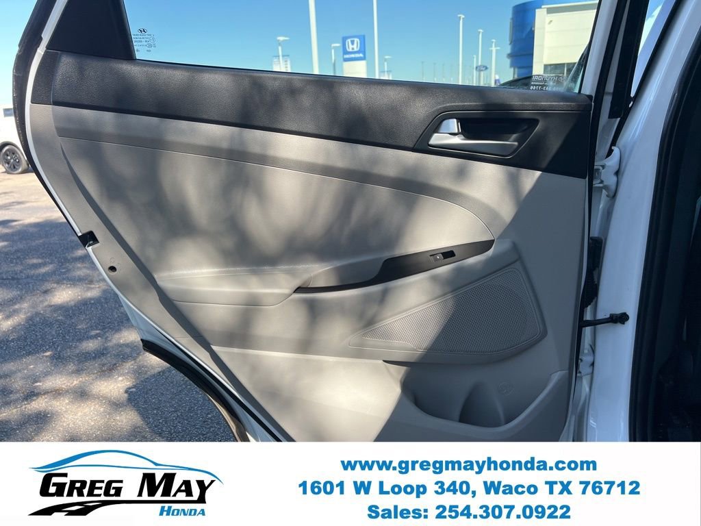 Used 2020 Hyundai Tucson SE w/ Winter Weather Package FWD image 17