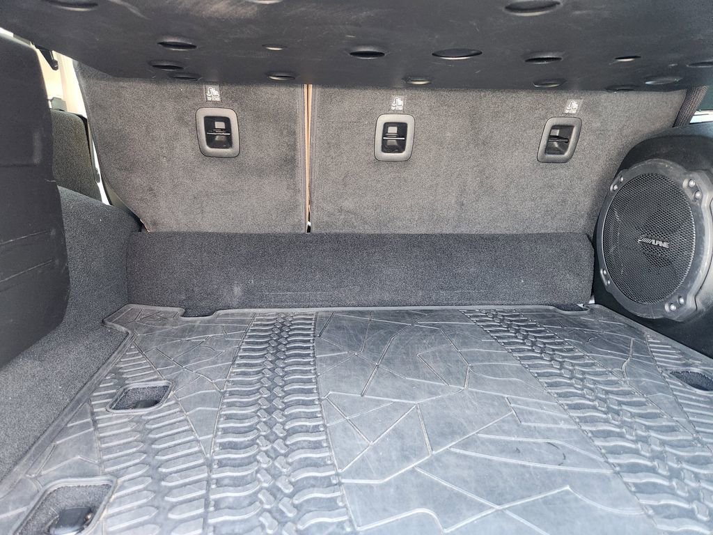 Used 2022 Jeep Wrangler Unlimited Rubicon 4xe w/ Cold Weather Group image 36