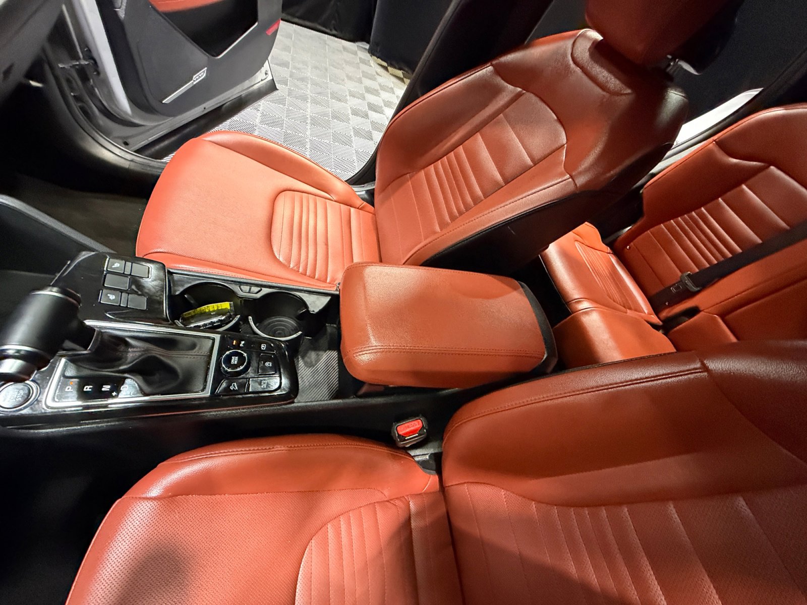 Used 2023 Kia Sportage SX FWD image 15
