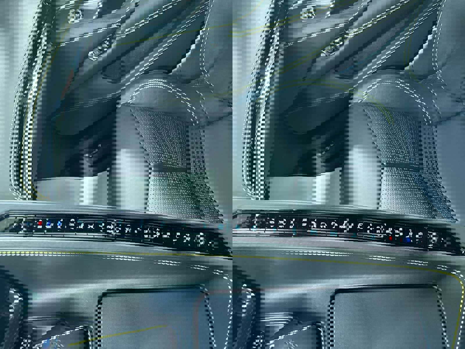 Used 2023 Chevrolet Corvette Stingray Premium Cpe image 28