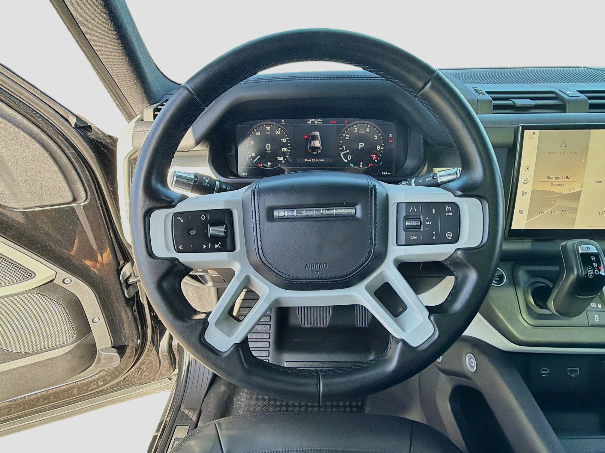 Used 2022 Land Rover Defender 110 XS Edition AWD/4WD image 40