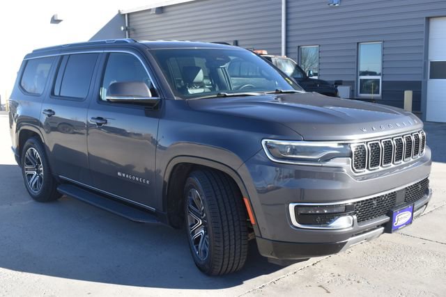 Used 2022 Jeep Wagoneer Series III AWD/4WD image 3