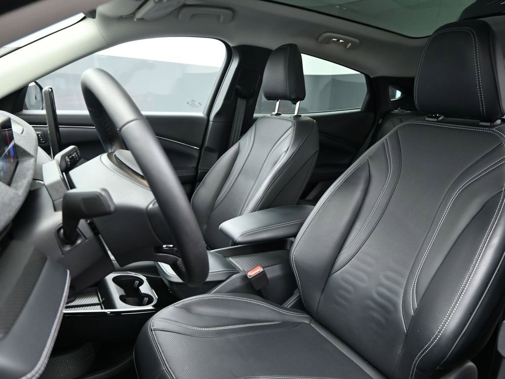 Used 2021 Ford Mustang Mach-E Premium image 16