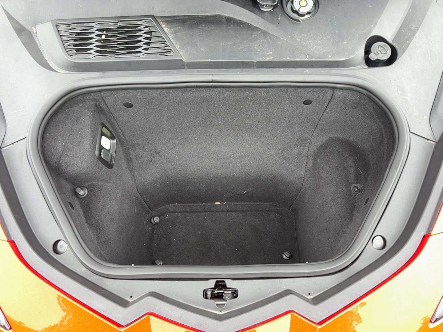 Used 2020 Chevrolet Corvette Stingray Convertible w/1LT w/ 3LT Preferred Equipment Group image 28
