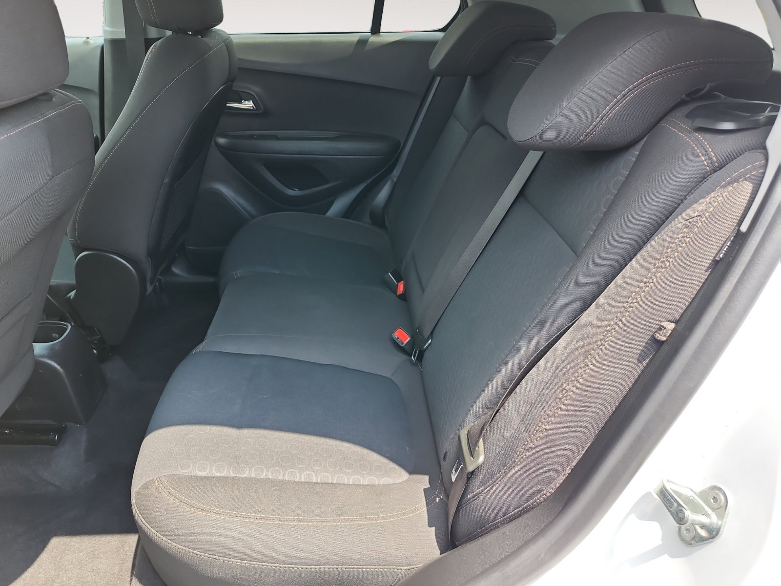 Used 2020 Chevrolet Trax LS w/ Fleet Convenience Package AWD/4WD image 13