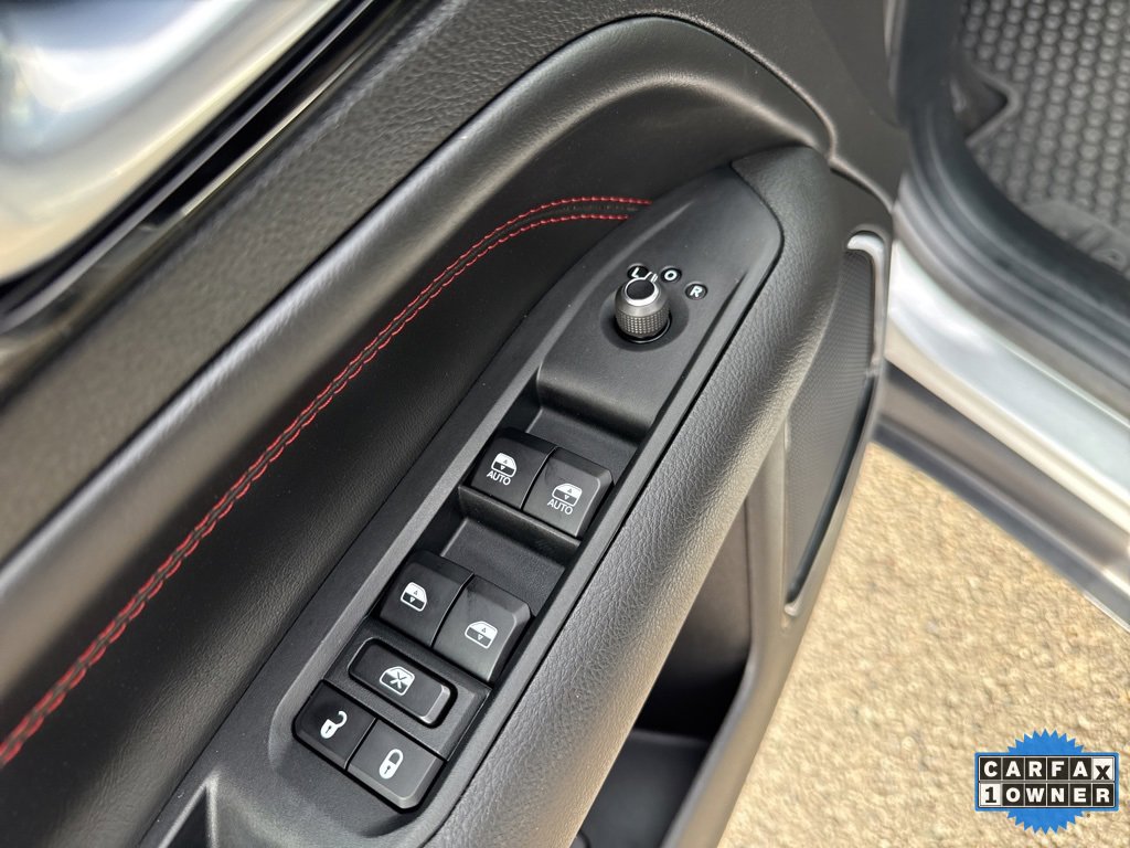 Used 2025 Jeep Compass Trailhawk image 14