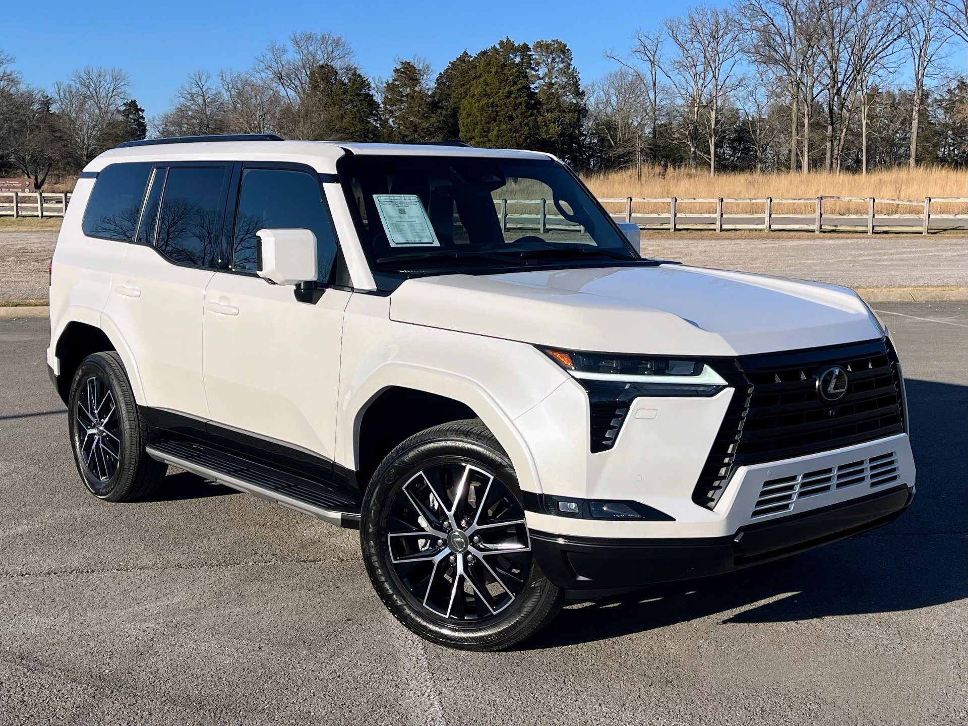 Used 2024 Lexus GX 550 w/ Accessory Package (Z1) image 1