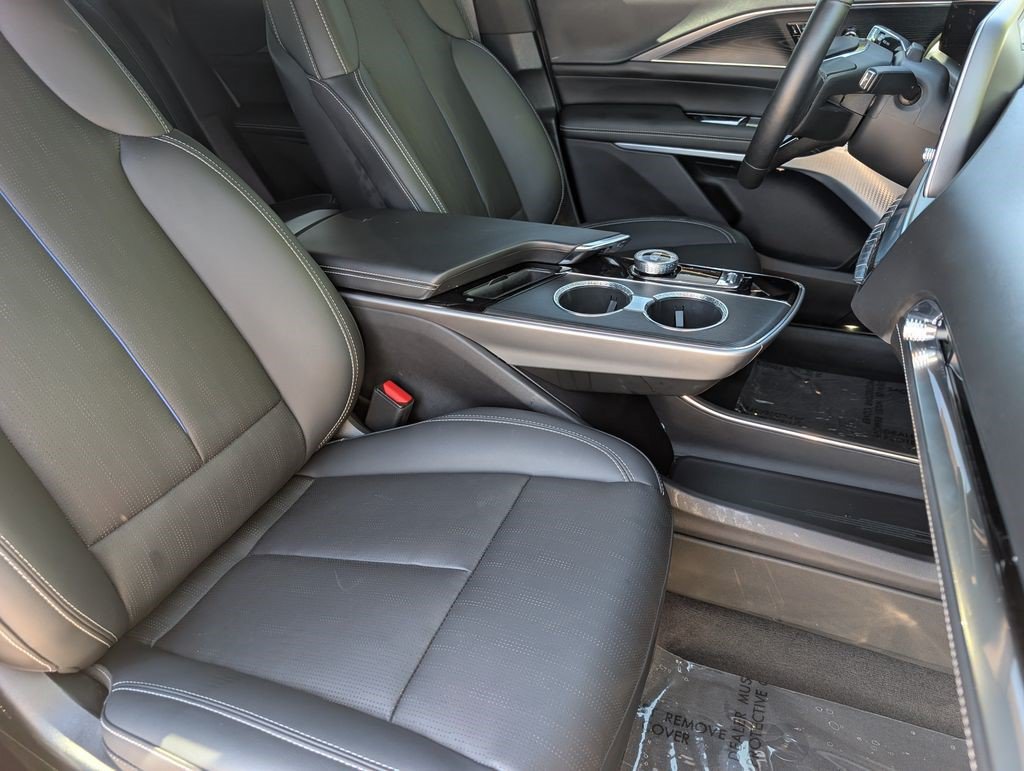 Certified 2024 Cadillac Lyriq Sport AWD/4WD image 20