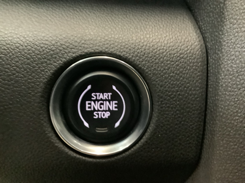Used 2025 GMC Acadia Elevation FWD image 16